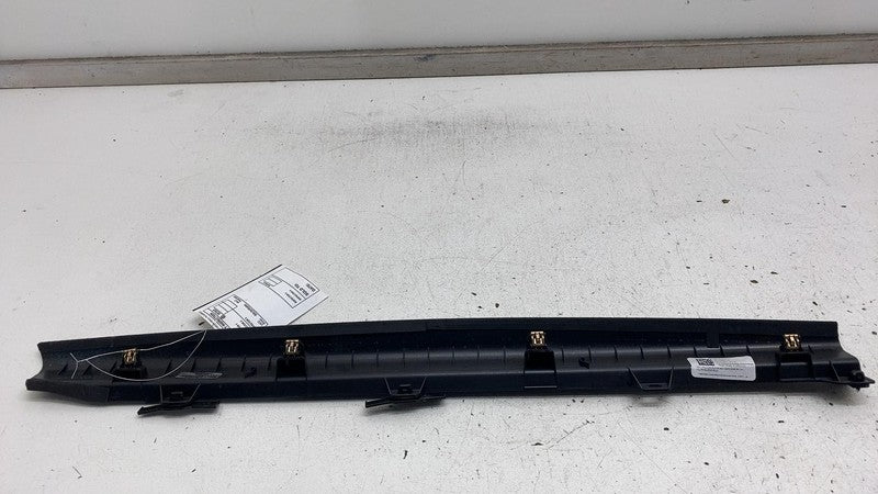 105155606C ⭕ 2016-2023 Tesla Model X Right Side Falcon Door Mid Gap Hider RH 1051556-06-C