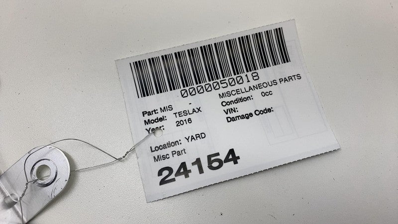 2016-2020 Tesla Model X MX Central Body Control Module Computer 104545