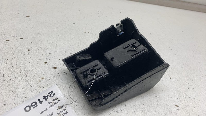 150696900D ⭕ 2020-2024 Tesla Model Y MY Rear Right Taillight Lamp Bracket RH 1506969-00-D