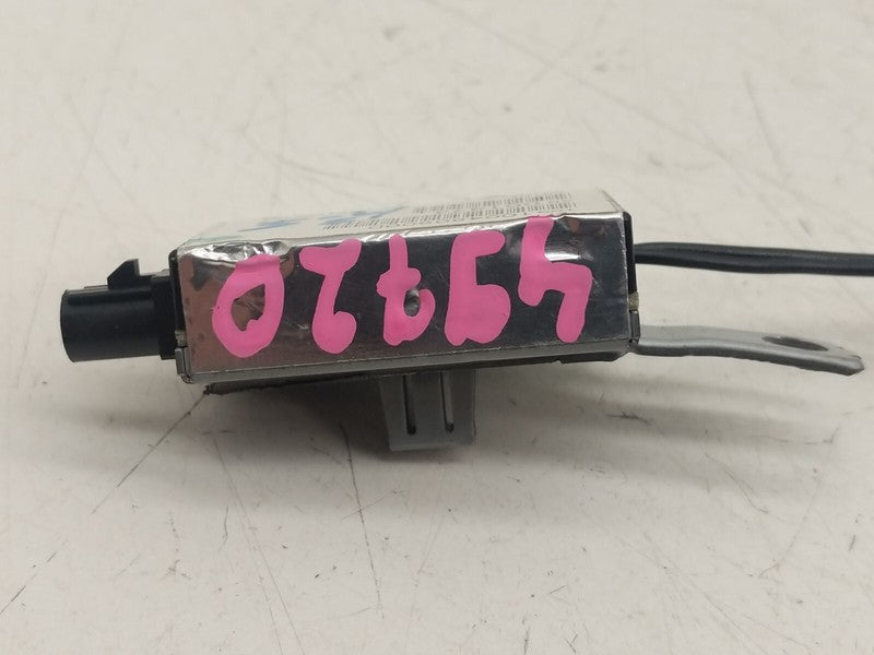 100480800D ⭕ 12-20 Tesla Model S Rear Passenger Radio Antenna Amplifier Module Right 100480