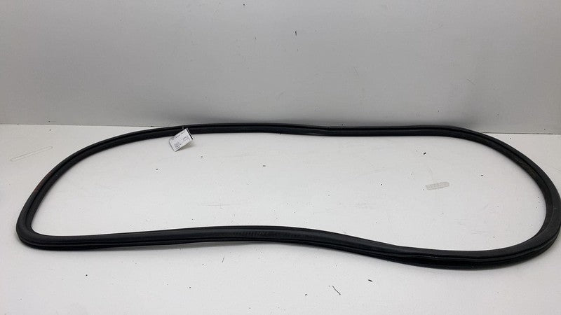 ⭕ 22-24 Rivian R1T R1S Front Passenger Side Door Weatherstrip Rubber Seal Right