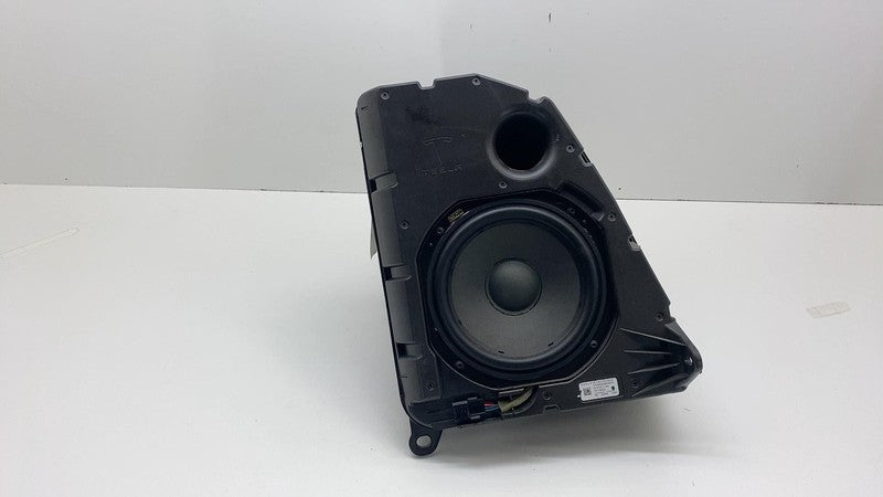 150715400D 2020 2021 2022 2023 2024 Tesla Model Y MY Audio Speaker Subwoofer Bass Box Assy