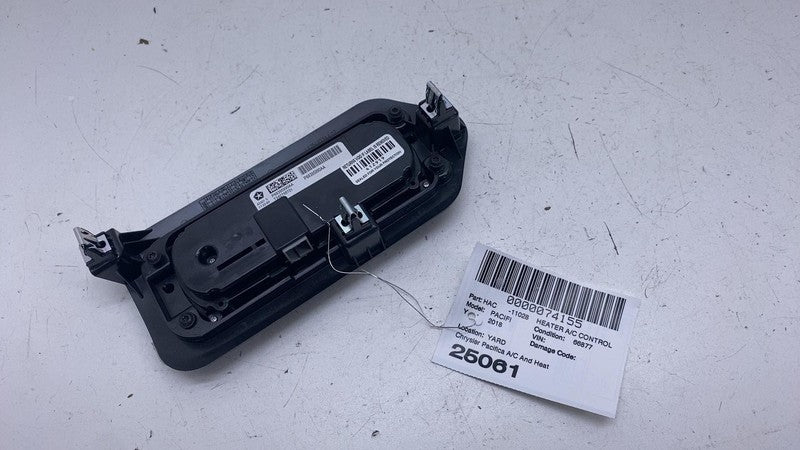 68395990AA ⭕ 18-20 Chrysler Pacifica Rear Heater A/C Climate Temperature Control 68395990AA