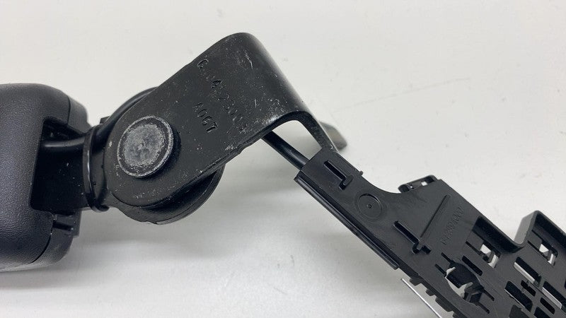 640452300B 2017-2023 Tesla Model 3 M3 Rear Driver Side 2nd Row Seat Belt Buckle Black Left