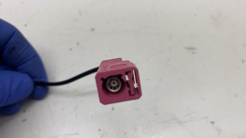 68186558AA ⭕ 17-23 Chrysler Pacifica Antenna Remote Keyless Entry Control Module 68186558AA