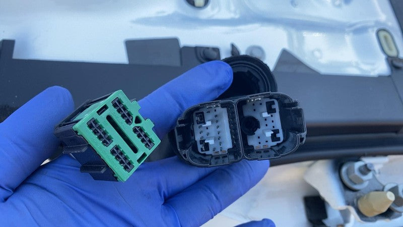 ⭕ 2018-2021 Lincoln Navigator Rear Driver Side Door Shell Panel White 