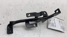 ⭕2017 2018 2019 2020 BMW 540i Rear Intake Manifold Mount Support Bracket 8602082