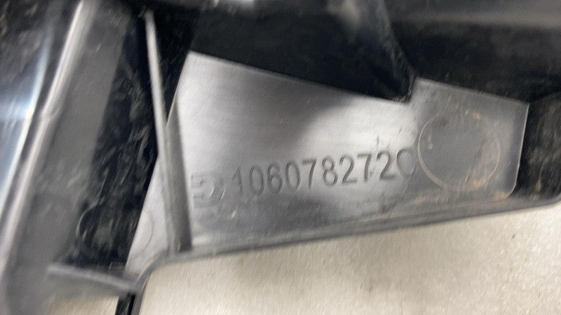 ⭕22-24 Lucid Air Grand Touring Front Lower Knee Mid-J Textile Trim P11