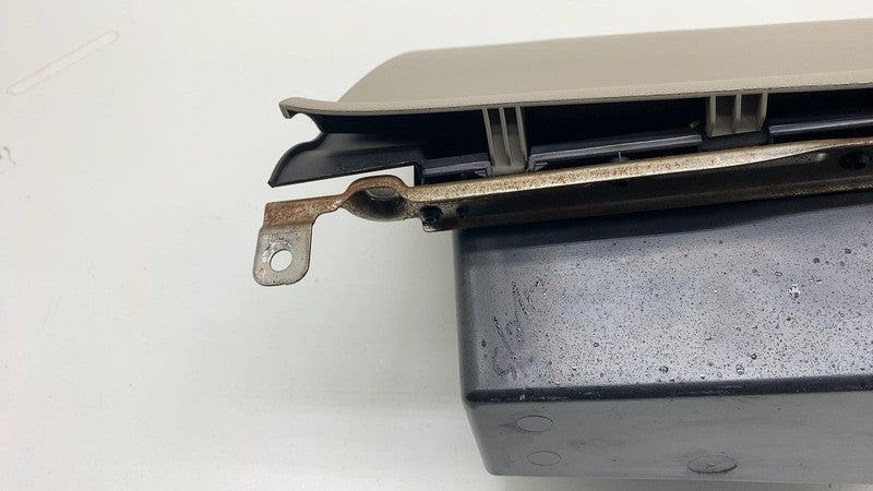 GJ54S06015AE 2017 2018 Ford C-Max Compartment Storage Glove Box Trim GJ54-S060T10-AL Assembly