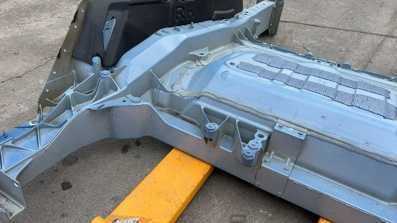 ⭕ 20-23 Model Y Rear Underbody Cast Rub Structural (one-piece Type) 15