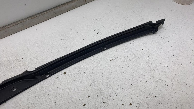 104159400D 2016-2023 Tesla Model X Rear Right Trunk Liftgate Door Pinch Sensor 1041594-00-D