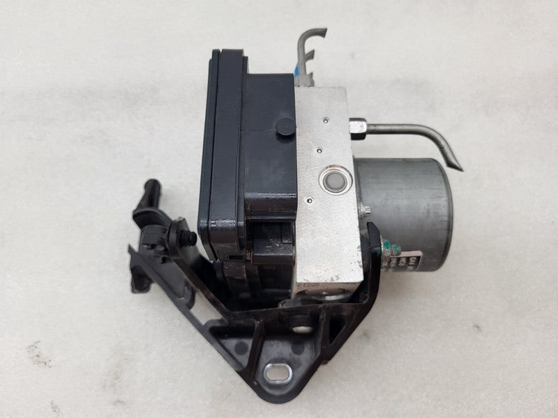1044745 00 B ⭕ 21-23 Model Y 3 Antilock Brake System ABS Pump Module with Holder 1044745-00-B