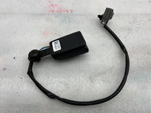 ⭕ 12-20 Tesla Model S Rear 2nd Row Left or Right Seat Belt Buckle 1005269-00-E