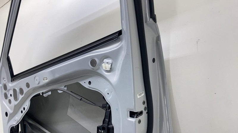 ⭕ 2021-2023 Polestar 2 Front Passenger Right Door Shell Panel Cover Silver - 729