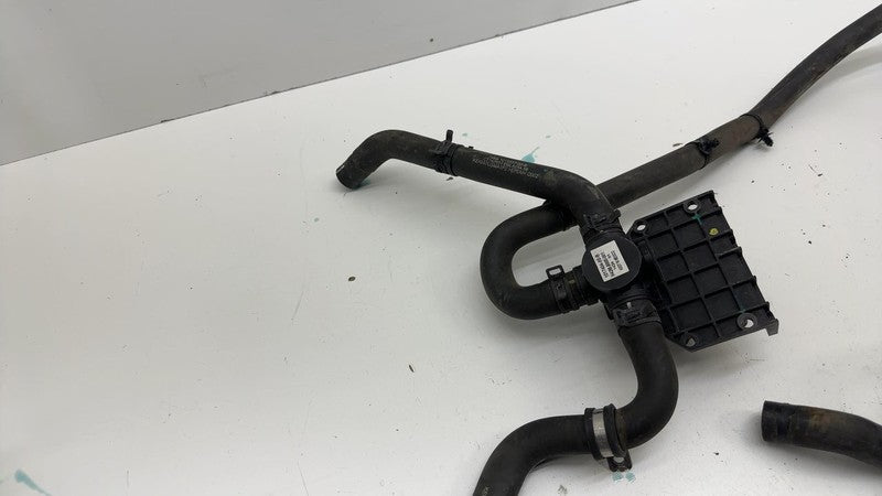 1017404 00 B ⭕ 14-15 Mercedes-Benz B Electric Drive Engine Coolant Pipe + Water Pump Actuator