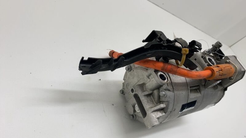 6452949610603 2018-2023 BMW 530e G30 Electric Hybrid A/C Air Conditioning Compressor Pump Assy