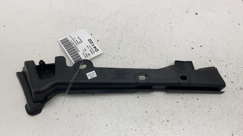 PT00449332B ⭕ 2022-2024 Rivian R1T Front Trough Finisher Trim Cover Panel Right PT00449332B