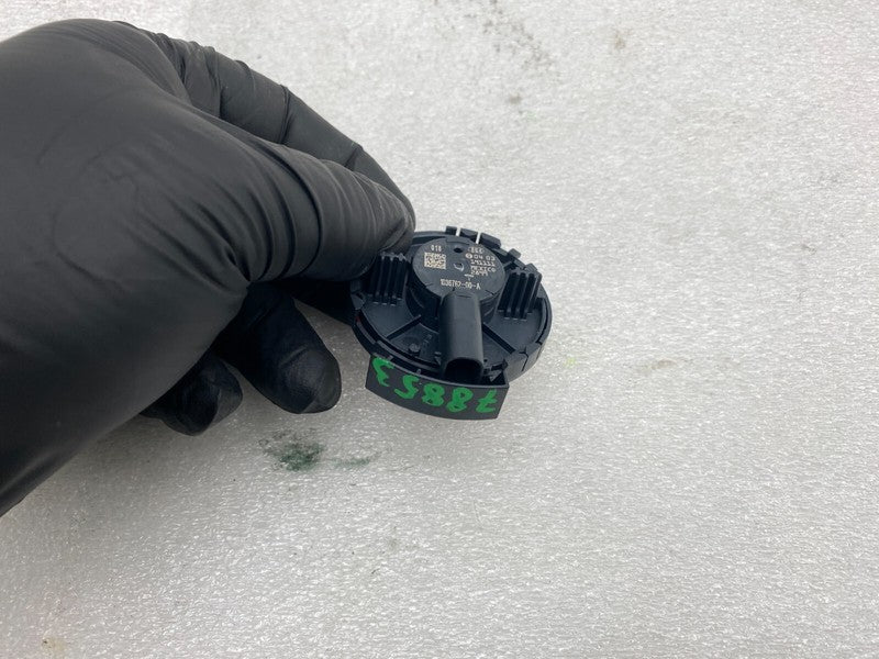 1036762 00 A ⭕ 2017-2023 Model 3 Right or Left Door Impact Crash Pressure Sensor 1036762-00-A