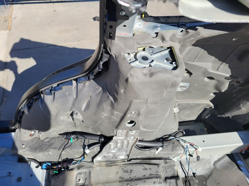 ⭕2016-2020 Tesla Model X Rear Passenger Quarter Fender Frame Panel Cut