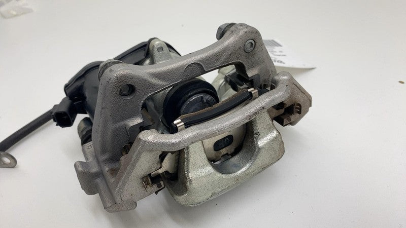 ⭕ 2019-2022 Toyota C-HR Rear Passenger Side Brake Caliper w/ Hose Line Right OEM