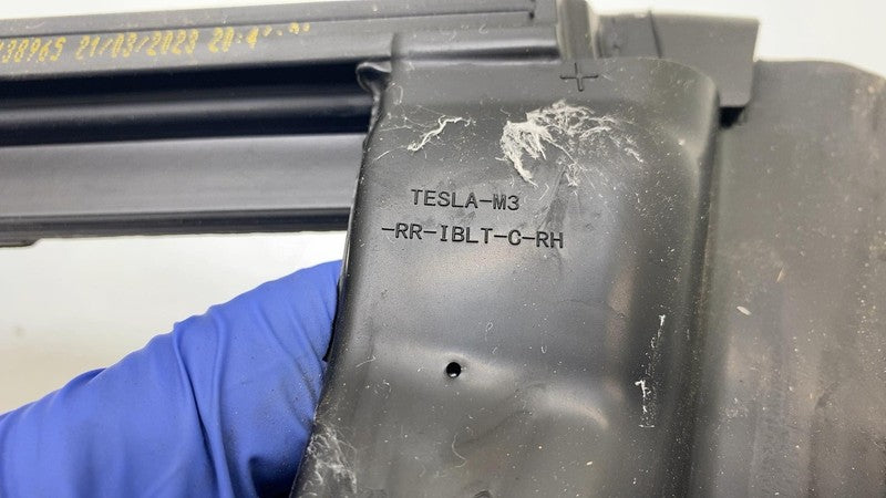 ⭕ 17-23 Model 3 Rear Right Door Window Inner Belt Weatherstrip Seal 10