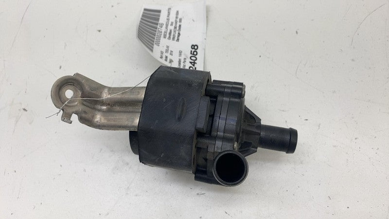 ⭕ 2016-2020 Tesla Model X Additional Auxiliary Water Pump Assembly 105