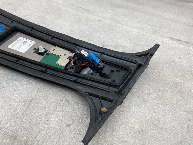 1516255 00 D ⭕ 20-23 Model Y Left Exterior B-Pillar Applique Trim w/ Camera LH 1506885-00-E