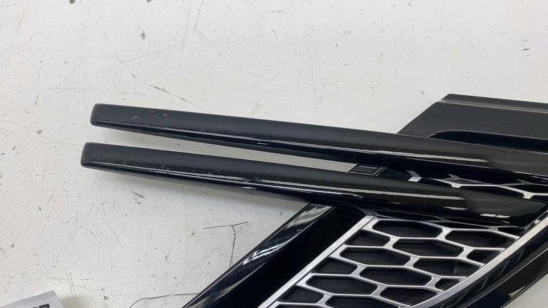 ⭕ 2014-2017 Range Rover Sport Front Right Side Vent Grille Molding DK6