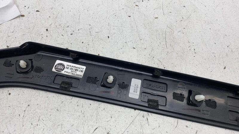 87860CV000 2022-2024 Kia EV6 Rear Passenger Side D-Pillar Quarter Panel Trim Molding Right