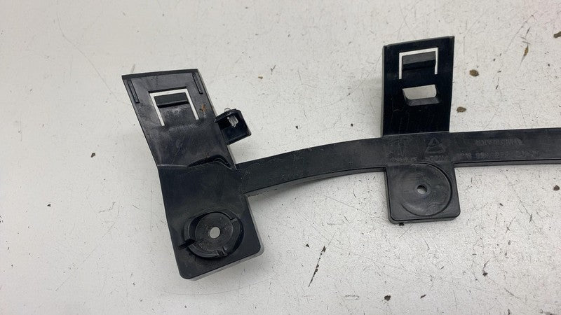 ⭕ 2016-2020 Tesla Model X Inner Right Side Headlight Lamp Bracket 1046