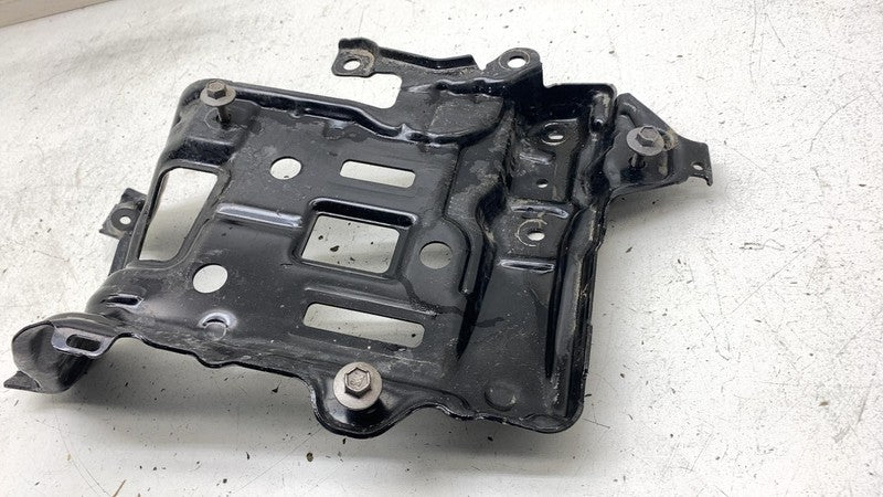 2013 2014 2015 2016 2017 2018 Ford C-Max Hybrid Battery Support Mounting Bracket