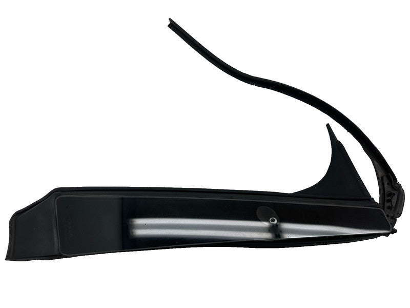 109231198D ⭕ 16-20 Tesla Model X Left B-Pillar Applique Trim Molding w/ Camera 1092311-98-D