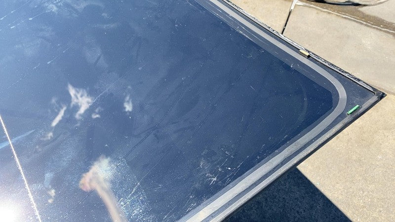 ⭕ 17-20 Model 3 M3 Rear Trunk Panoramic Backlite Glass Back Section 14