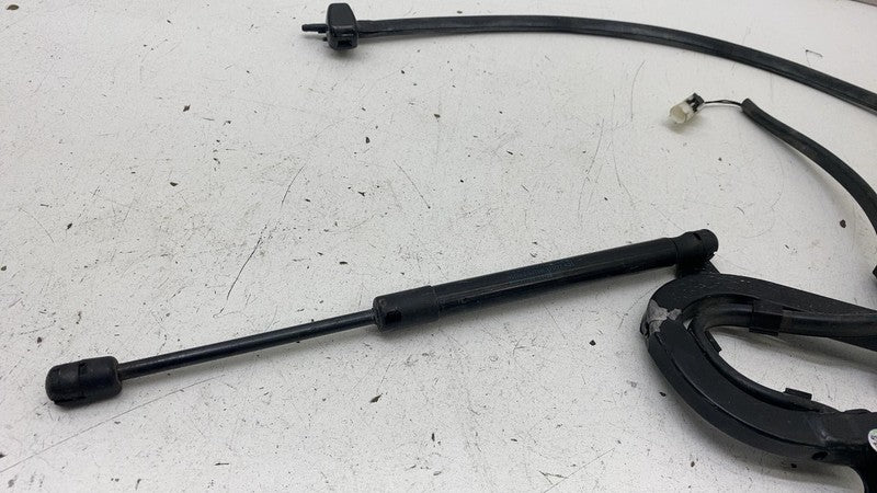 ⭕2014 2015 2016 2017 2018 2019 2020 BMW i3 Hood Hinge Strut Cable Wiring Harness