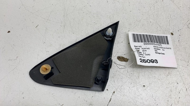 ⭕ 2019 Smart EQ Fortwo Front Passenger Tee Fender Protection Trim Mold