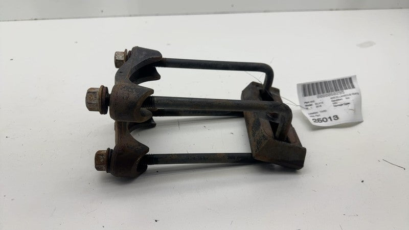 15885530 ⭕ 2014-2019 Silverado 1500 Rear Axle Mounting Hardware Assembly 15885530