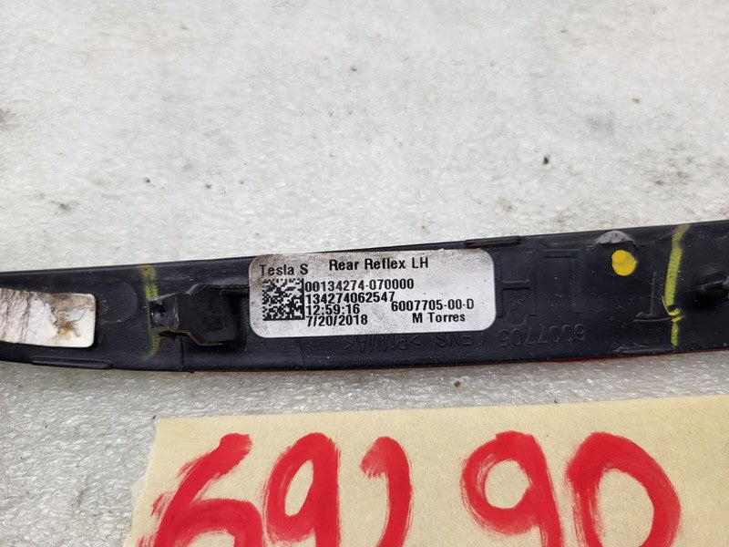 ⭕ 12-20 Model S Rear Driver Side Bumper Light Reflector Lamp Left 6007