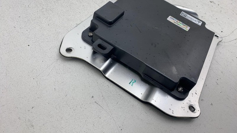 105018301F ⭕ 2016-2023 Tesla Model X Front Passenger Door Control Module Right 1050183-01-F