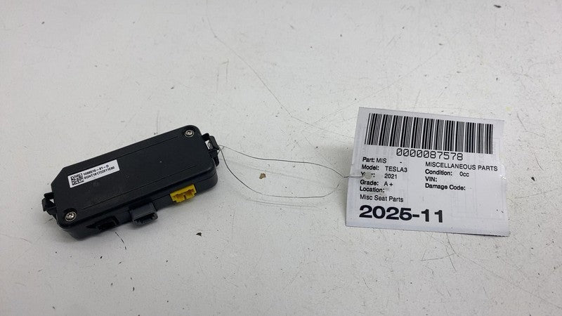 ⭕ 2017-2023 Model 3 Front Passenger Side Seat Control Module Right 110