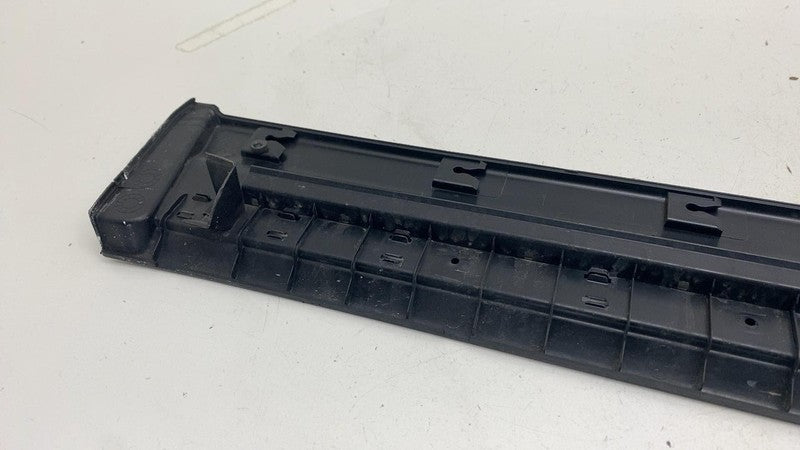 PT00016006 G ⭕ 2022-2024 Rivian R1T Front Left Door Molding Bracket Cladding PT00016006-G LH