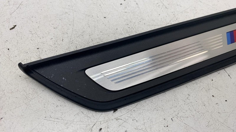 ⭕ 17-20 BMW 540i  Front Left or Right Door Sill Scuff Plate Trim 51478