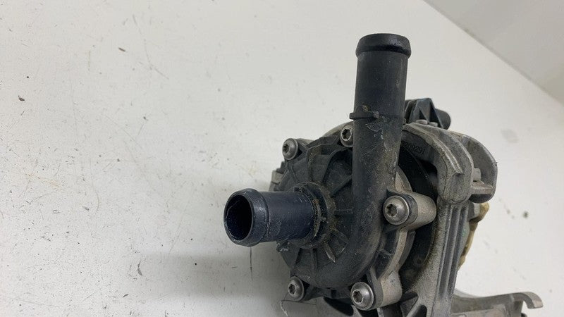 ⭕ 21-23 Polestar 2 Front Radiator Auxiliary Water Coolant Pump System 