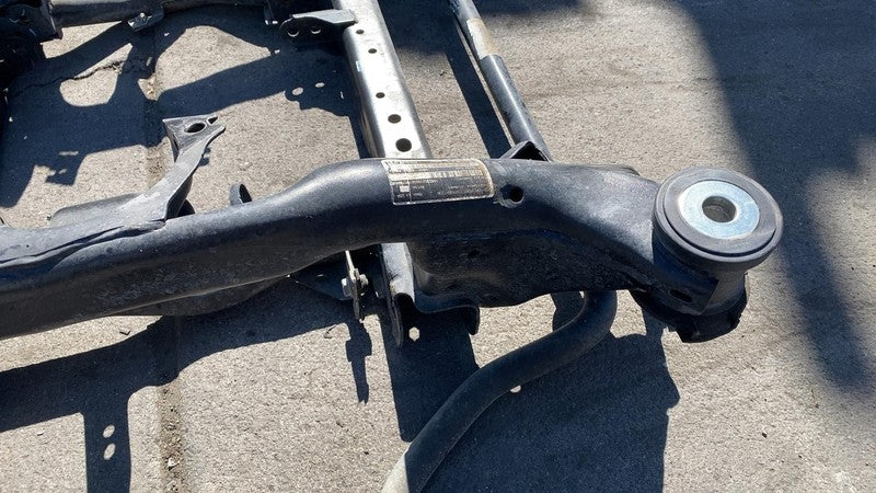 2016-2019 Mercedes-Benz GLE350 Subframe Crossmember Front Engine Cradle RWD OEM