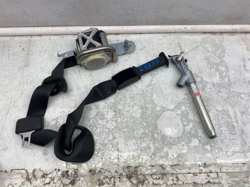 1079284-03-C ⭕ 16-20 Tesla Model S Front Right 1st Row Seat Belt & Retractor RH 1079284-03-C