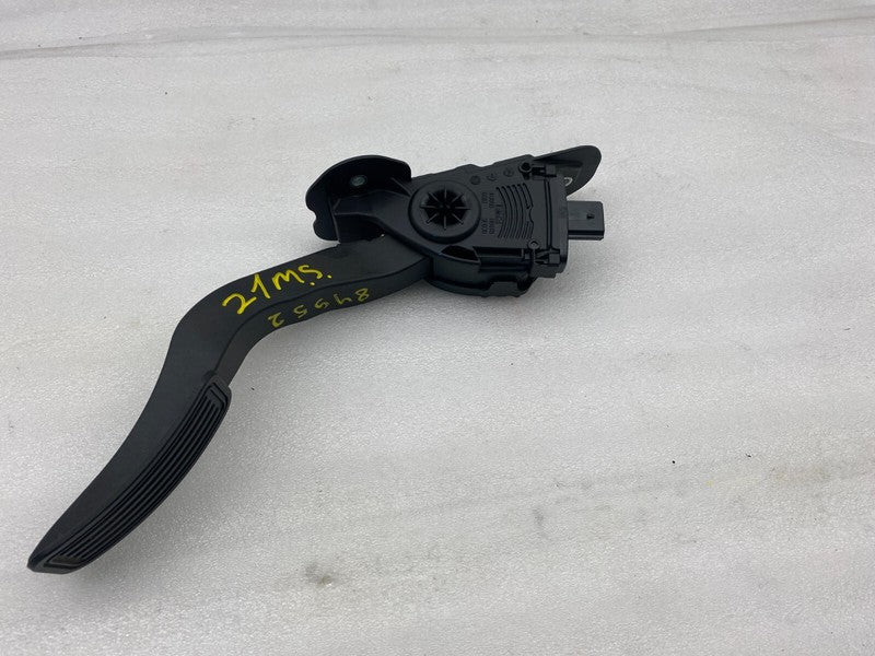 BE5C9F836AA ⭕ 2016-2020 Tesla Model S X Accelerator Throttle Pedal Assembly OEM BE5C9F836-AA