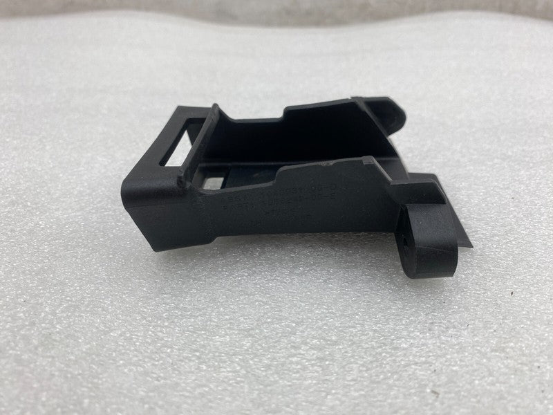 1043931 00 D ⭕ 16-20 Tesla Model X Front Driver Side Foglamp Upper Air Duct Left 1043931-00-D