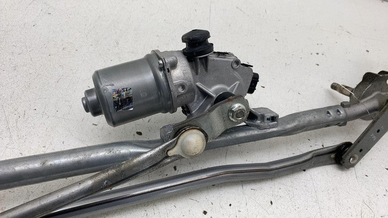 68229327 AC ⭕ 2017-2024 Chrysler Pacifica Front Windshield Wiper Motor & Linkage 68229327AC