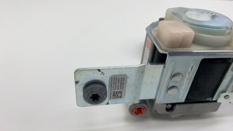 ⭕ 12-20 Tesla Model S Front Passenger Side 1st Row Seat Belt & Retract