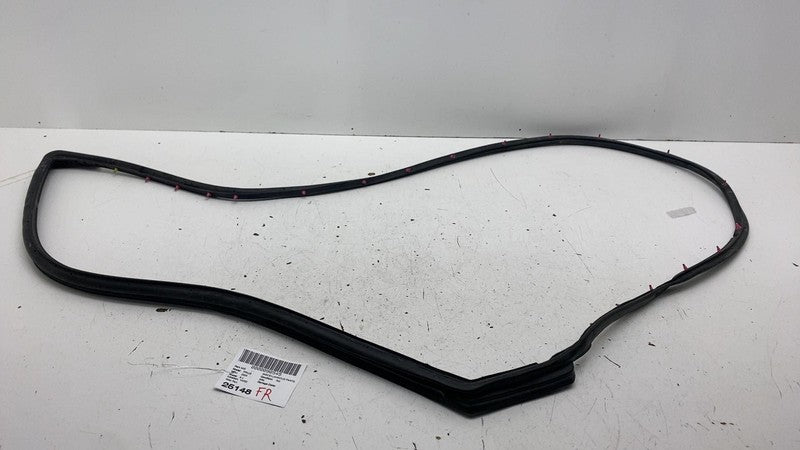 ⭕ 23-25 Toyota Prius Front Right Door Body Weatherstrip Rubber Seal 67
