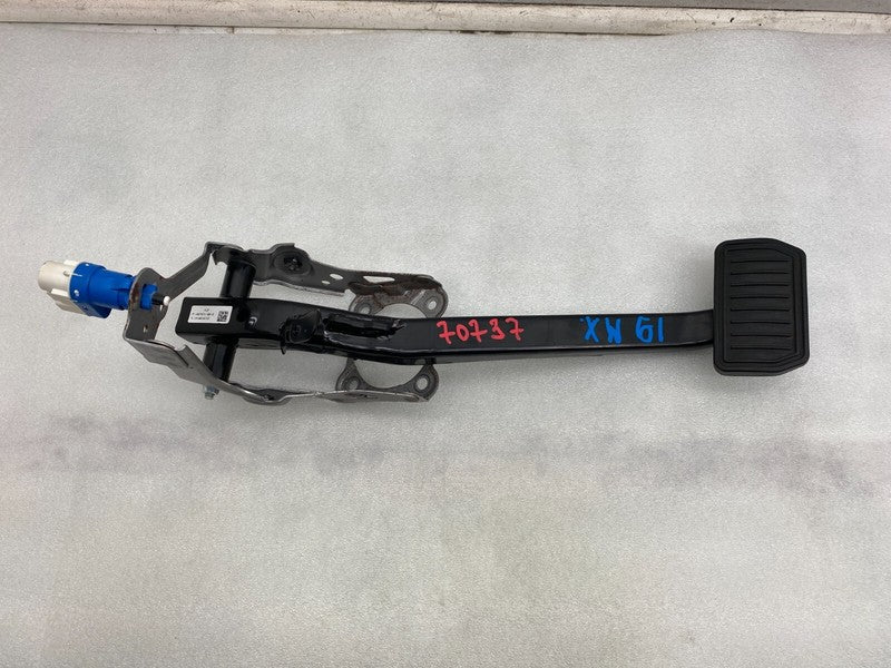 102769100B ⭕ 2016-2020 Tesla Model X MX Front Driver Brake Foot Pedal Assembly 1027691-00-B